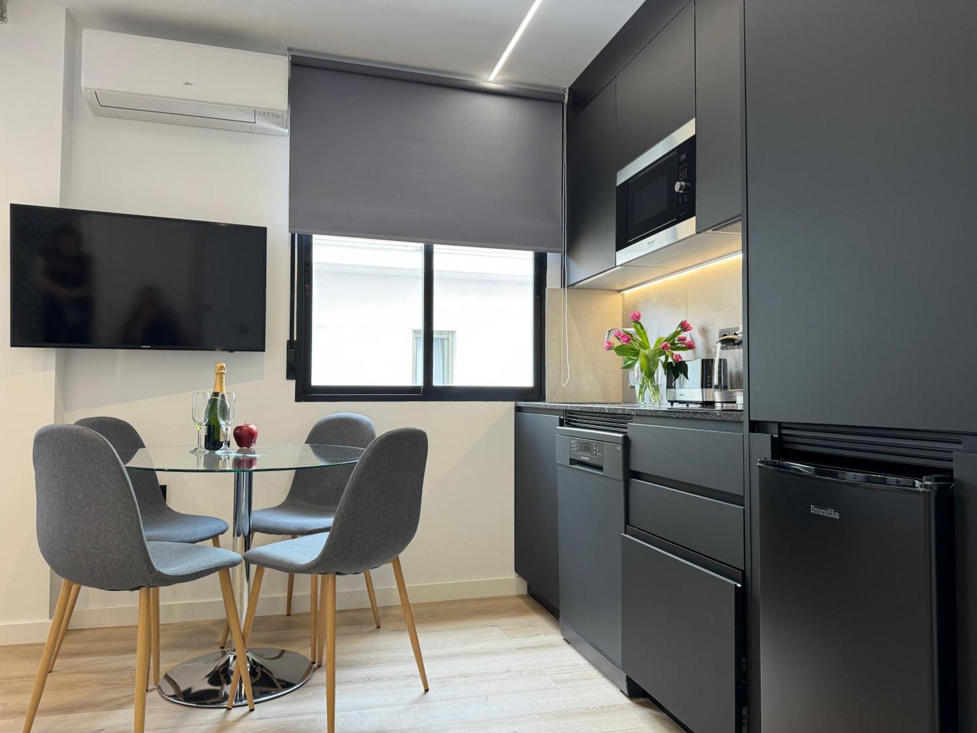 Apart-Hotel Happy Life Alicante Exteriör bild