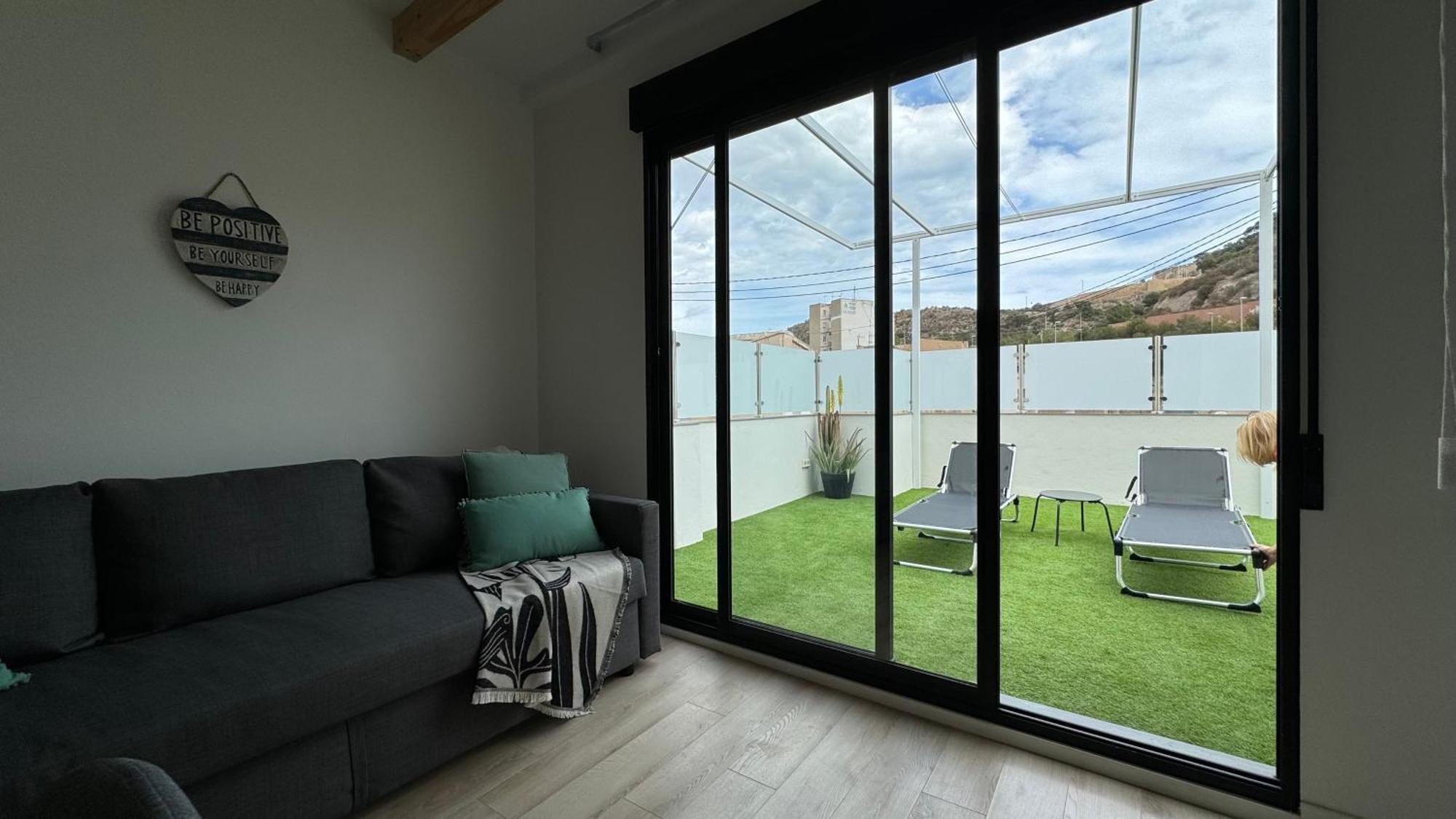 Apart-Hotel Happy Life Alicante Exteriör bild