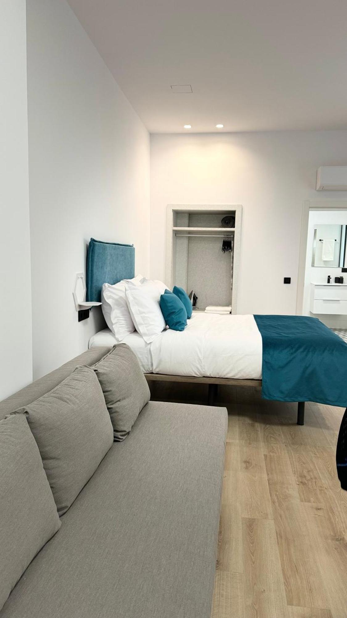 Apart-Hotel Happy Life Alicante Exteriör bild